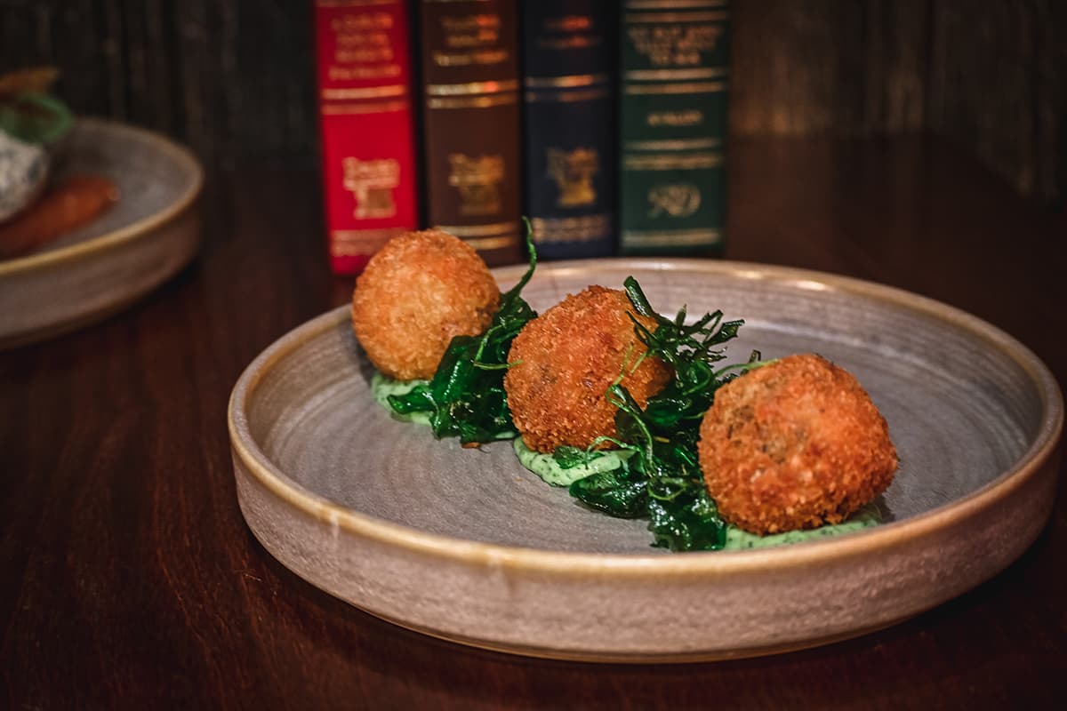 Delicious Christmas Meals at The Queens Arms in Edinburgh